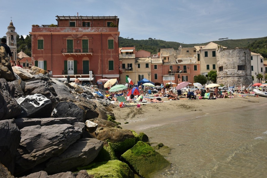 The beach resort of Laigueglia is one of the quieter, more traditional resorts along the coast of western Liguria in north-west Italy.