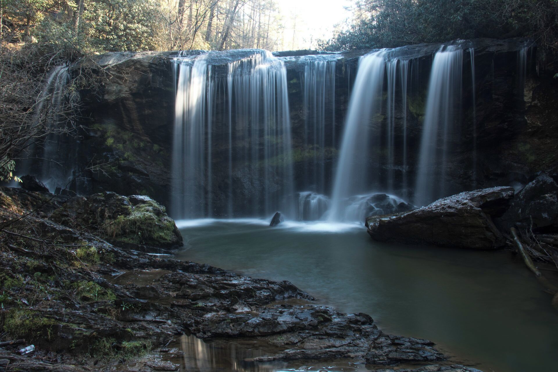 A series of three waterfalls in a remote section of South Carolina.  View a video guide of the falls here:  https://www.hdcarolina.com/episode/brasstown-falls
#waterfall