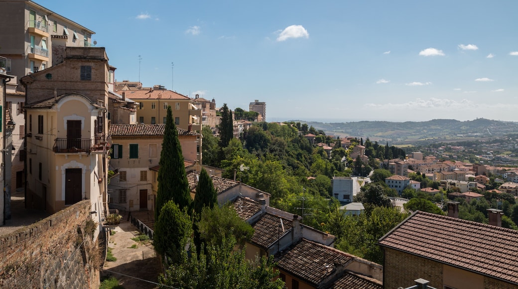 Scorci di Osimo, Ancona, Marche, Italia
