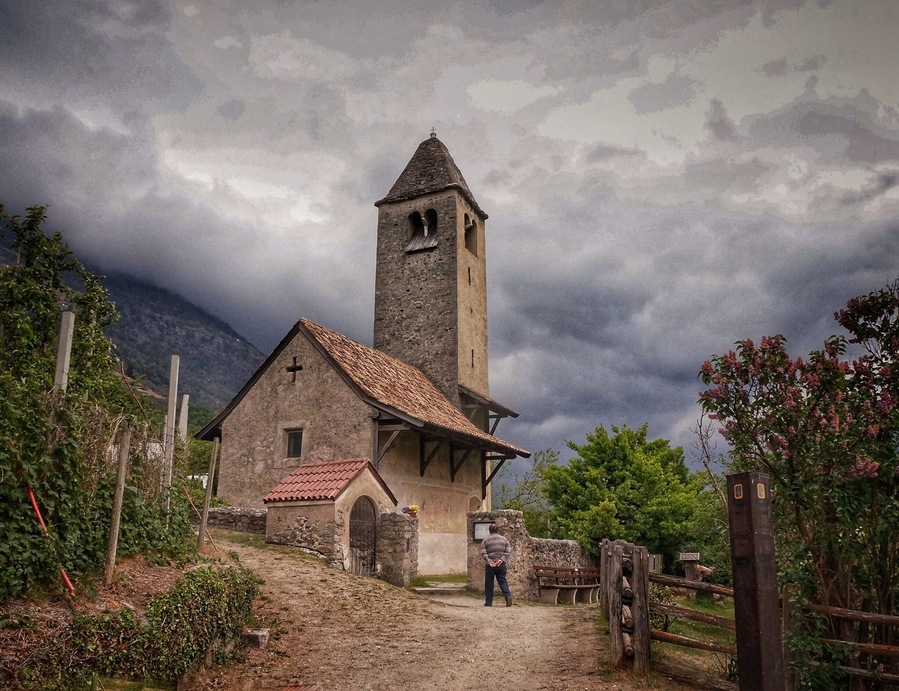 1500 years old little church