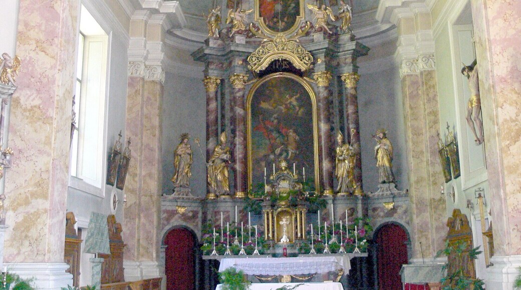 Antholz Mittertal - parish church of Saint George. Interior with high altar( 1795 )