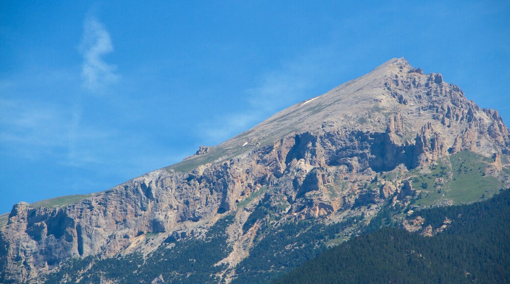Sauze d\'Oulx ofreciendo montañas