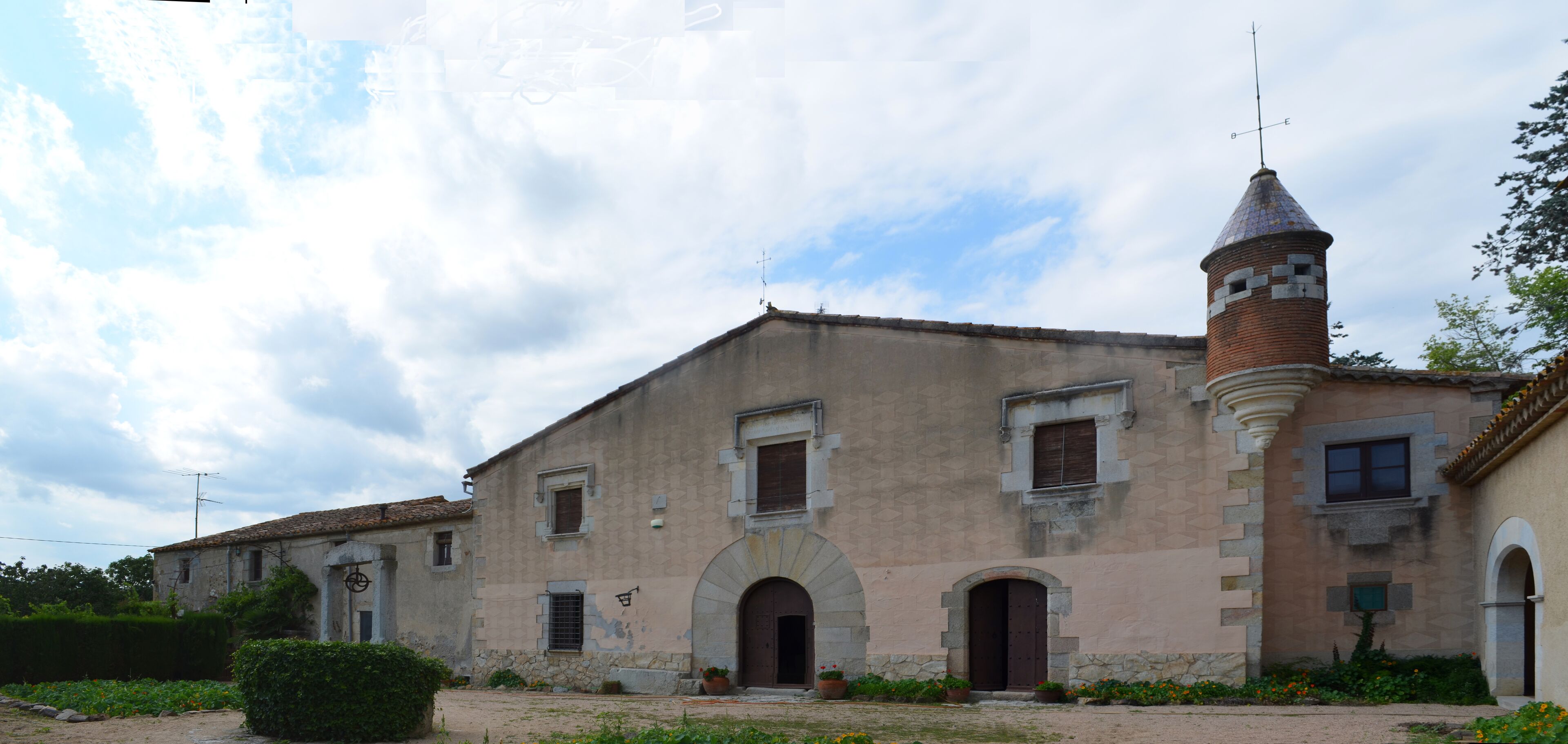 Llagostera, Torre Albertí