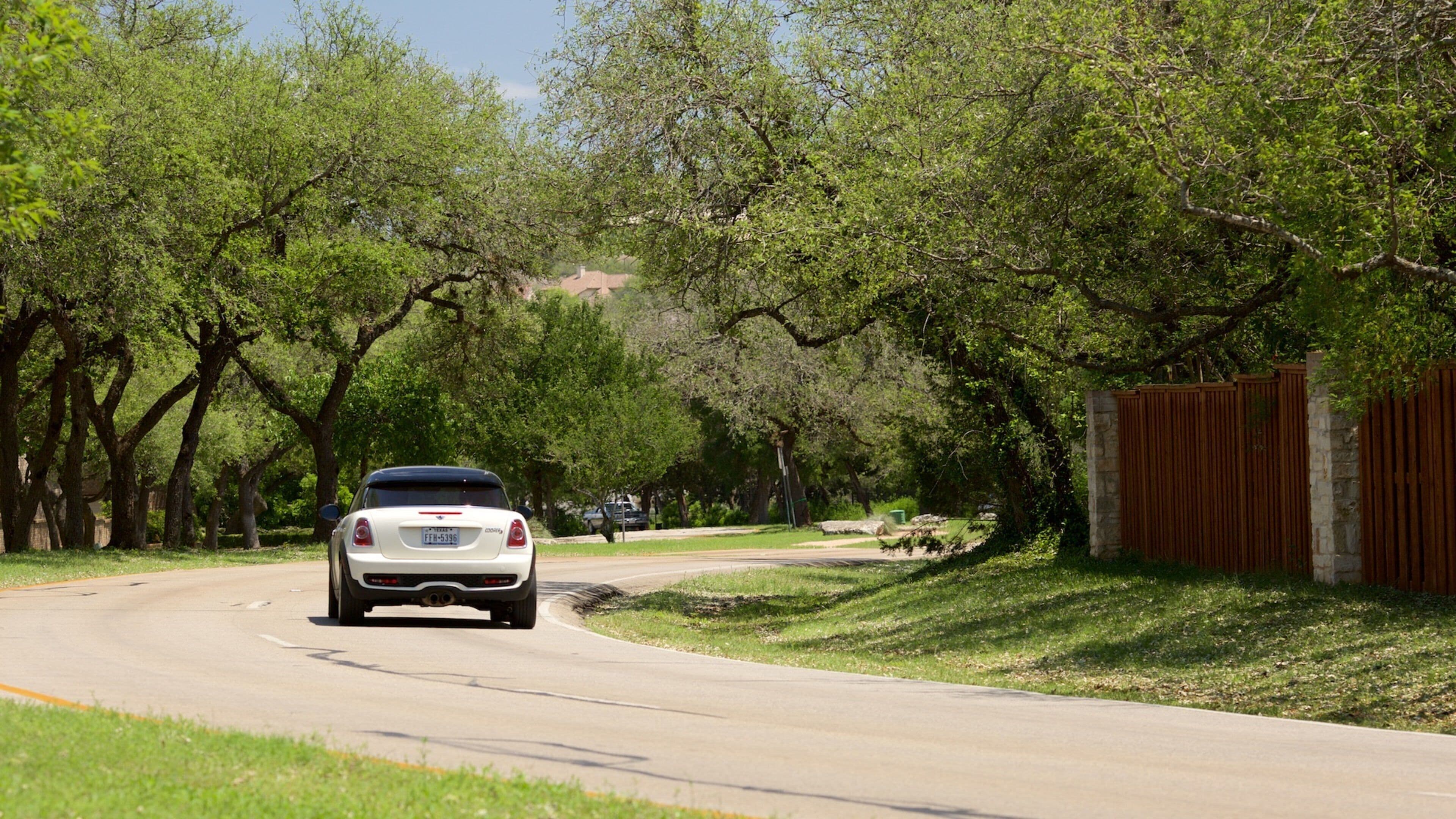 Lakeway which includes vehicle touring