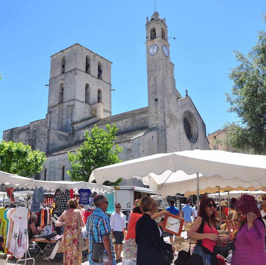 The huge market in Forcalquier centres around the eglise, but in July it also spills into the surrounding streets. #market
