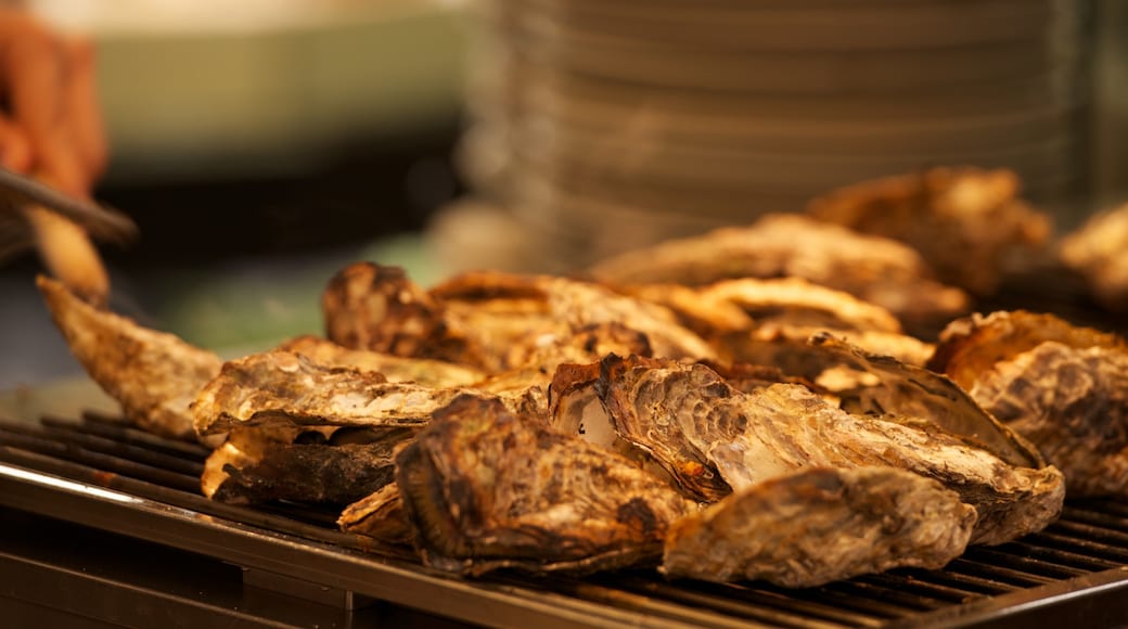 Hatsukaichi que incluye comida