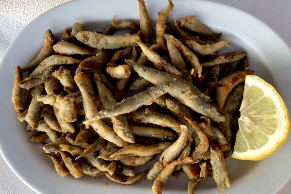 Fried little fish! So good and only at Captain Pipinos, St. George, Antiparos #GoodEats