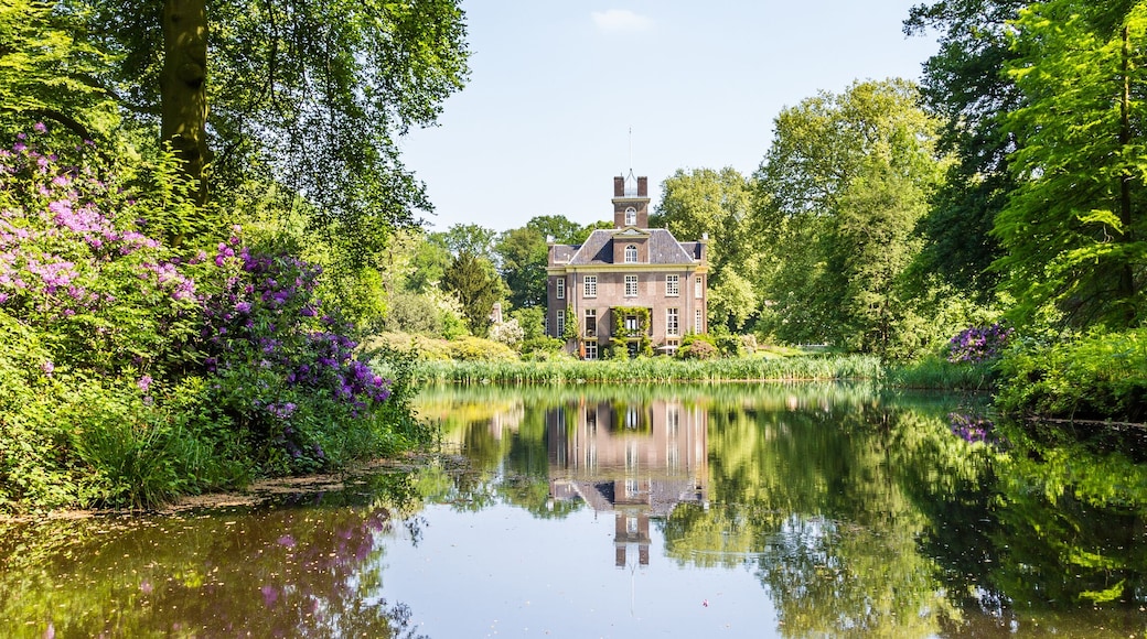Estate and castle Oldenaller from the seventeenth century between Putten and Nijkerk in Gelderland in the Netherlands.
