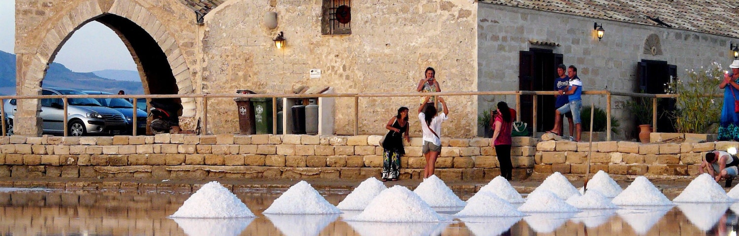 The authorisation for taking photos of this object was provided by the World Wide Fund for Nature Italy.