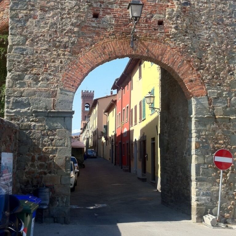 Long Italian lunch followed by a walk around the village is bliss 