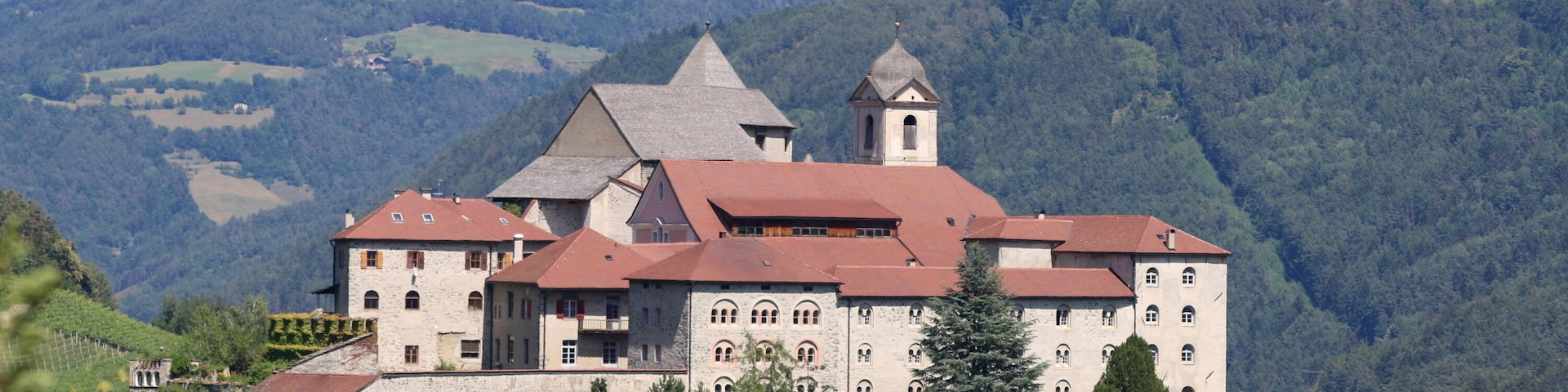 This image was uploaded as part of Wiki Loves Monuments 2014.