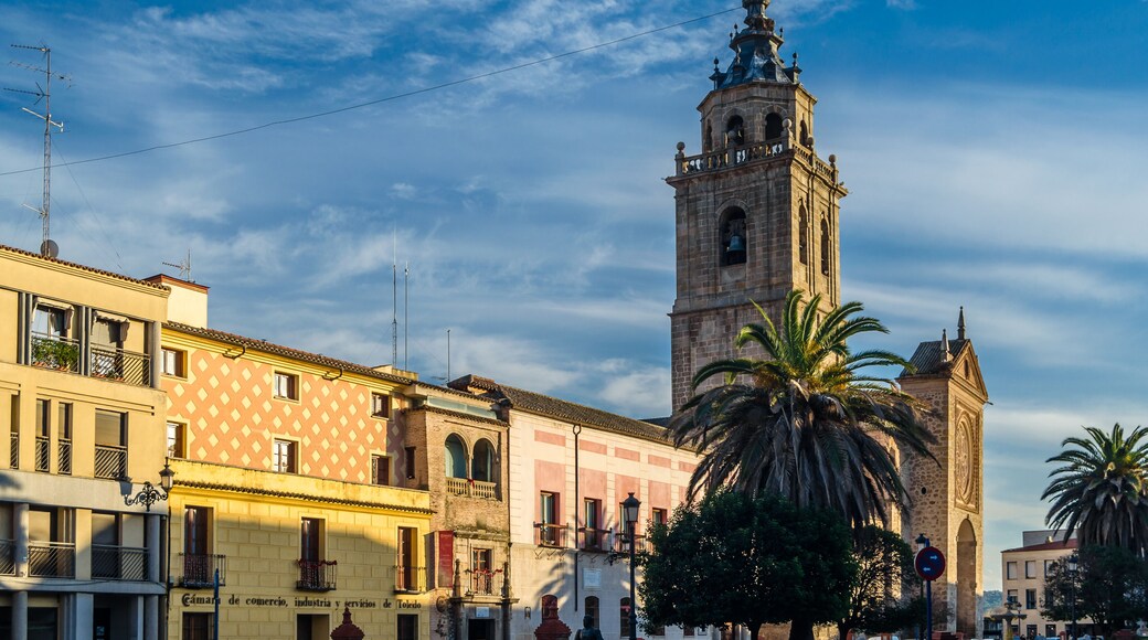 TALAVERA DE LA REINA, SPAIN - DECEMBER 19, 2021: View of streets in the historic center of the town of Talavera de la Reina, Toledo province, Castilla La Mancha, central Spain