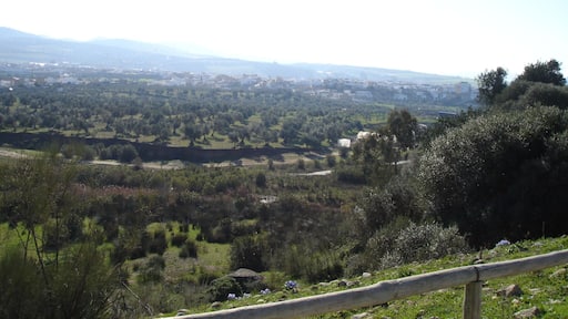 Vista de Puerto Serrano desde la VĂa Verde