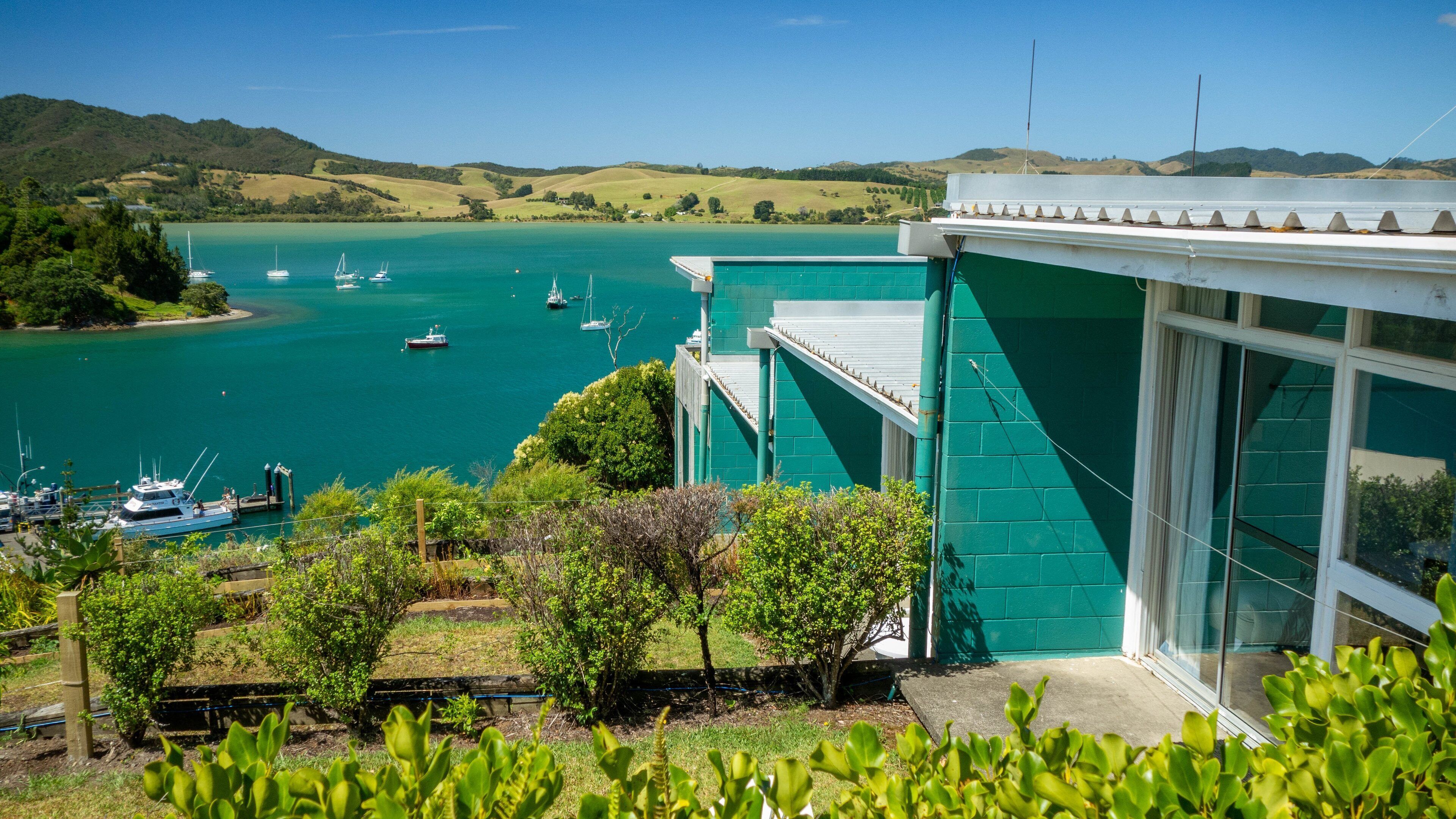 Mangonui showing general coastal views