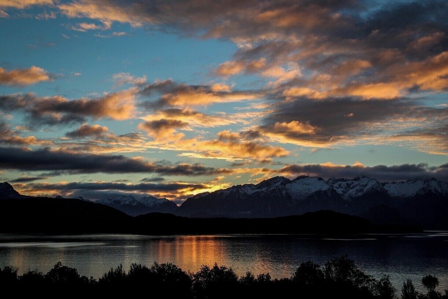 Lake Manapouri is the gateway to Doubtful Sound. Much quieter than Milford, especially in winter, it's the perfect base to explore the Fiordland region of New Zealand