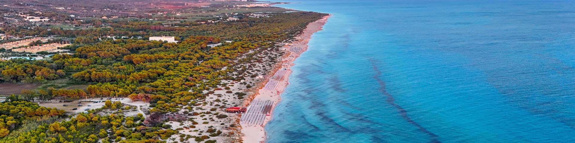 Torre San Giovanni is renowned for its long white beaches of incredible beauty and quality combined with a particularly light blue and transparent sea with shallow waters for very long stretches