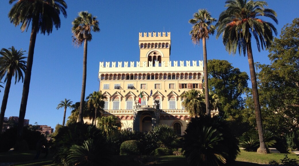 Cogoleto -> Varazze : place sea for pensioners but ... .... .... ....