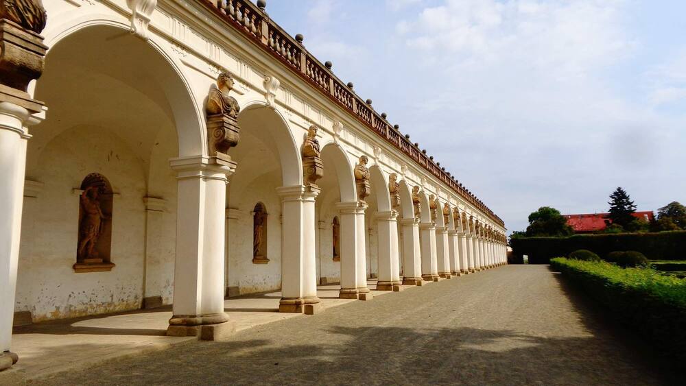 The Flower Garden of Kroměříž, known also as the Pleasure Garden or Lustgarten, is an exceptional historic garden unequalled in broader European and global context. The garden represents a transition between late renaissance Italian gardens and classical baroque gardens of the French type, such as the one in Versailles. The Flower Garden is a rectangular axial concept established in 1665 with the dimensions of 300 x 485 metres, featuring impressive geometrical clipped hedges and floral ornaments
#StunningStructures