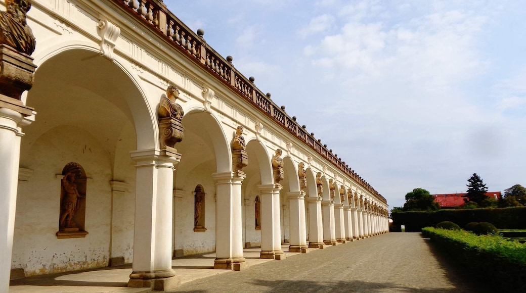 The Flower Garden of Kroměříž, known also as the Pleasure Garden or Lustgarten, is an exceptional historic garden unequalled in broader European and global context. The garden represents a transition between late renaissance Italian gardens and classical baroque gardens of the French type, such as the one in Versailles. The Flower Garden is a rectangular axial concept established in 1665 with the dimensions of 300 x 485 metres, featuring impressive geometrical clipped hedges and floral ornaments
#StunningStructures
