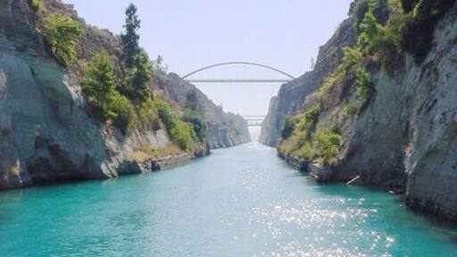 Cruise on the Canal Vista through Corinth Canal.