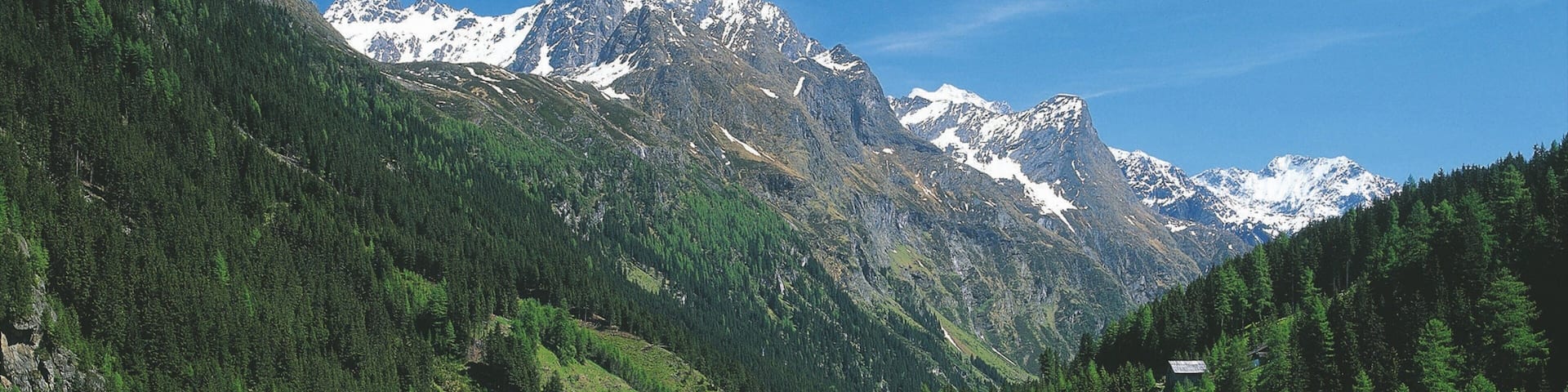 ザンクト レオンハルト イム ピッツタール どの含み 小さな町あるいは村