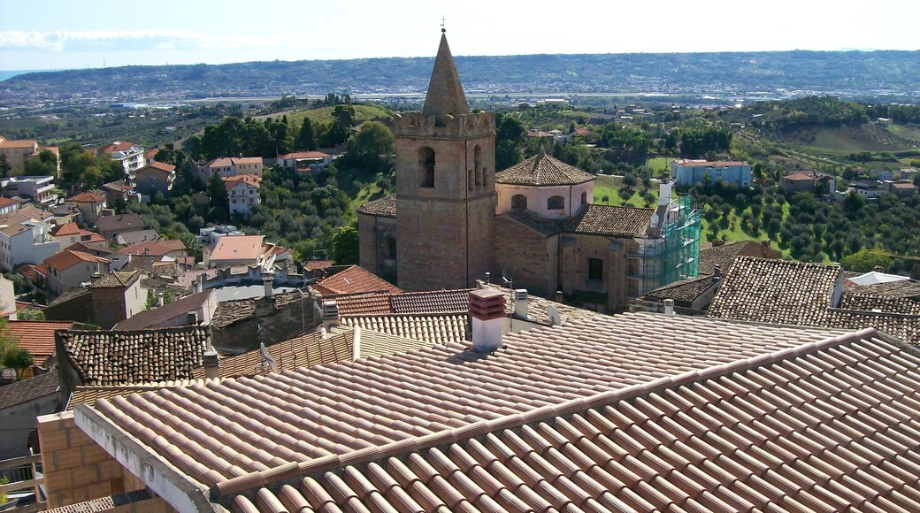 Chiesa di S.Panfilo visto dal castello
