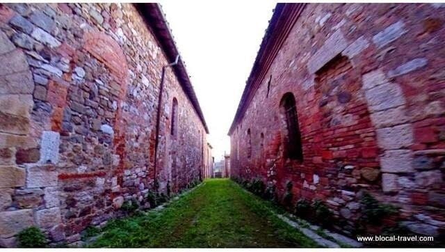 Well-known names are linked to the GHOST TOWN of Poggio Santa Cecilia: the national poet Dante Alighieri, the patriot and “father of the fatherland” Giuseppe Garibaldi and even Michael Jackson, who almost bought the whole village in 2003.

Read my article here: http://www.blocal-travel.com/urbex/abandoned-place/abandoned-tuscany-html/