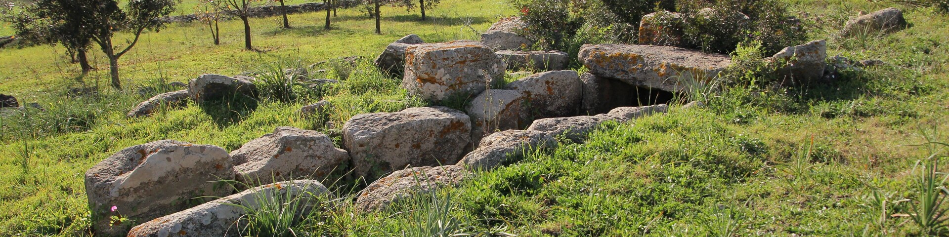 Collinas - Tomba dei giganti di Sedda sa Caudeba