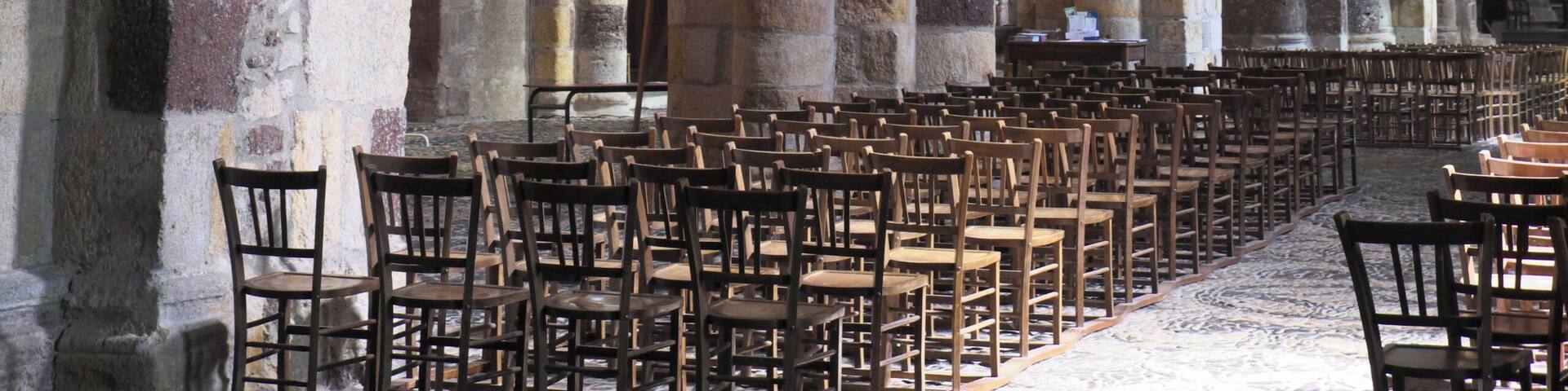 Ehemalige Stiftskirche Saint-Julien in Brioude im Département Haute-Loire (Auvergne-Rhône-Alpes/Frankreich), Innenraum