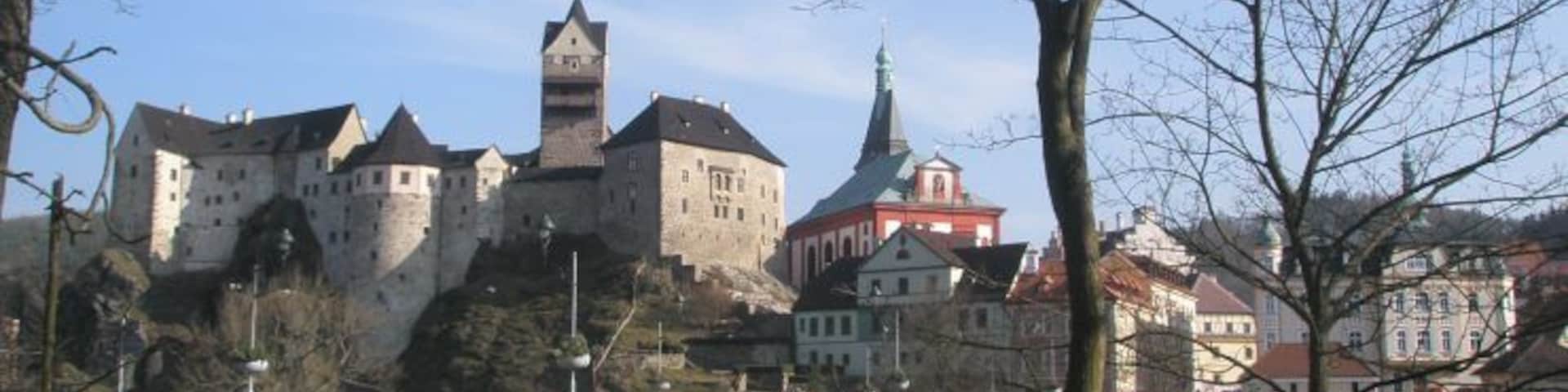 Loket is a hidden gem of Czech Republic near Karlovy Vary. It is also one of the locations where the James Bond film "Casino Royale" was filmed.
https://foodandtravel.blog/2019/06/03/loket-a-hidden-gem-in-the-shadow-of-karlovy-vary/