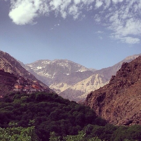 The Kasbah du Toubkal a part of the Mantis Collection provides the most picturesque, peaceful and romantic setting with 360 degree views of the surrounding High Atlas Mountains. It is situated close to Marrakech and a perfect place to stay for a few days. There is a lot of great trekking in the area for all levels(the highest peak in Northern Africa), and a perfect spot to relax, read a book and have a Hammam. Kasbah du Toubkal is also a great place for a day trip and to have a nice lunch. We have been very impressed and it is truly worth the trip and a must see.
There is no road access so you can walk for 15 minutes or take a Mule.