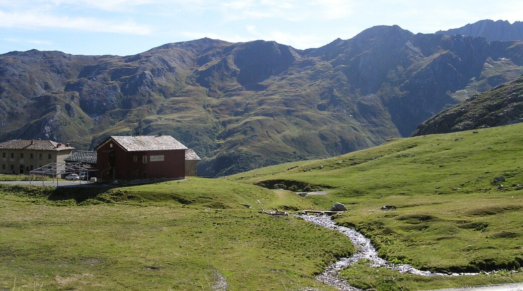 Alphütte auf der italienischen Seite des Grossen St. Bernhardpasses