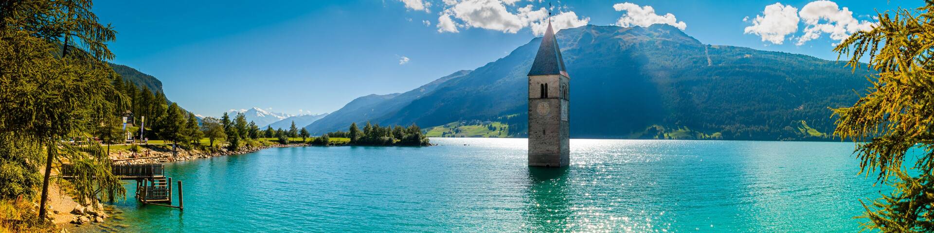 campanile 01 - in Val Venosta, spunta dal lago il campanile della vecchio paese di Curon
