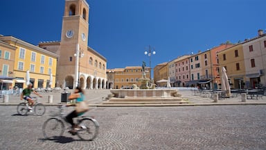 Fano featuring a city, heritage architecture and a fountain