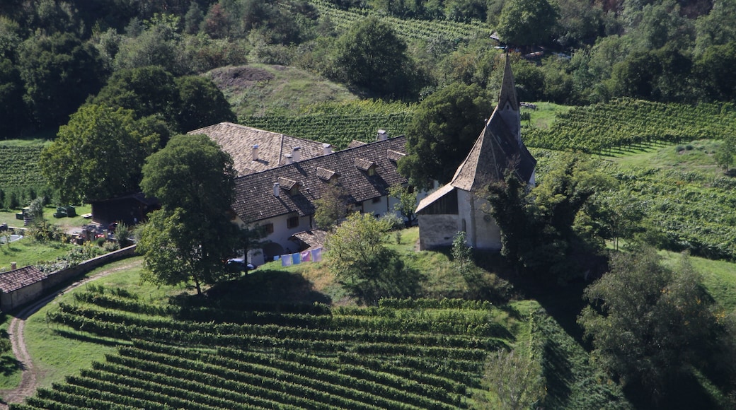 Kiechelberghof und St. Daniel bei Auer von der Montaner Kehre aus