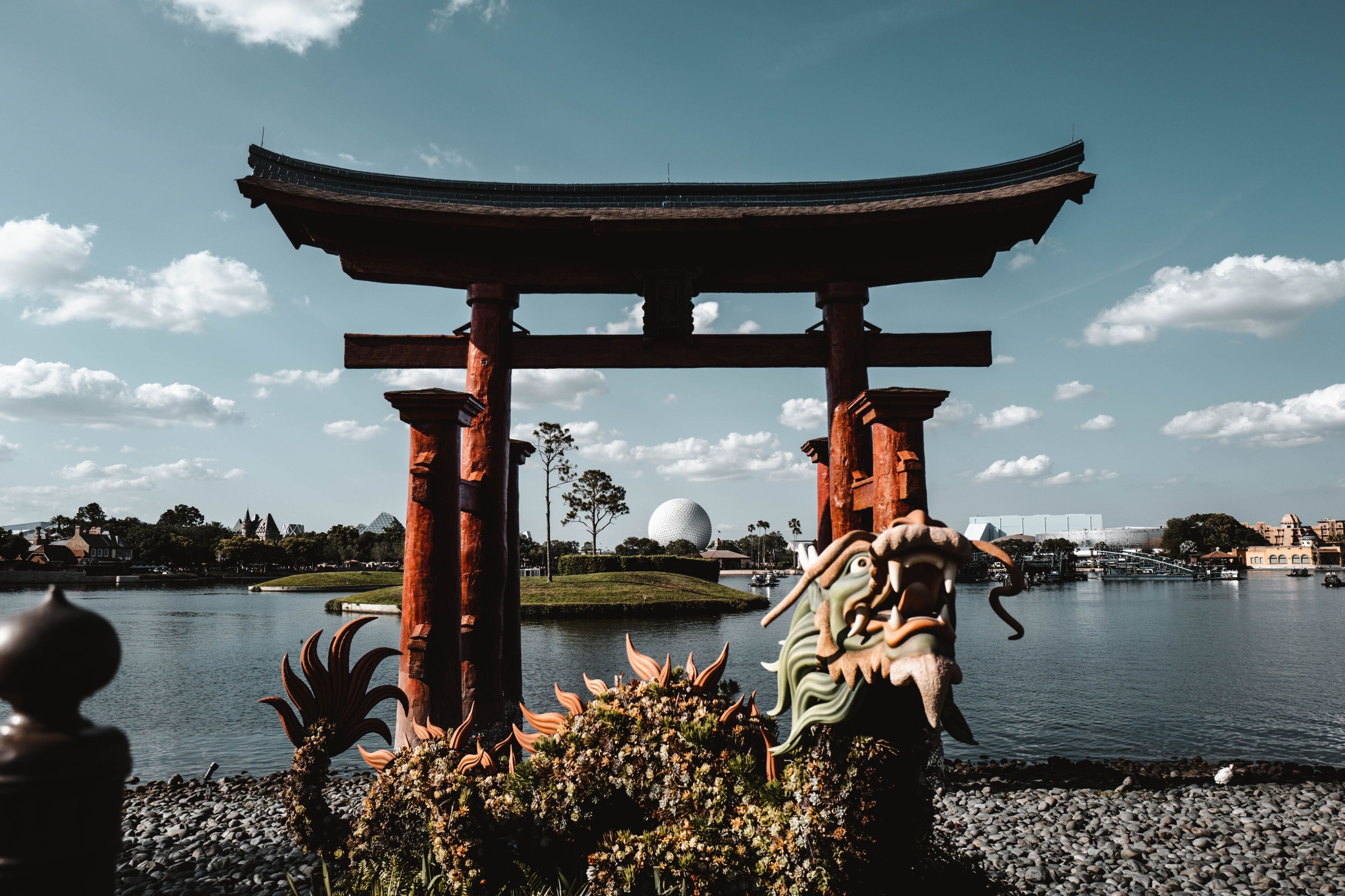 Torii gate with dragon at Epcot, Orlando