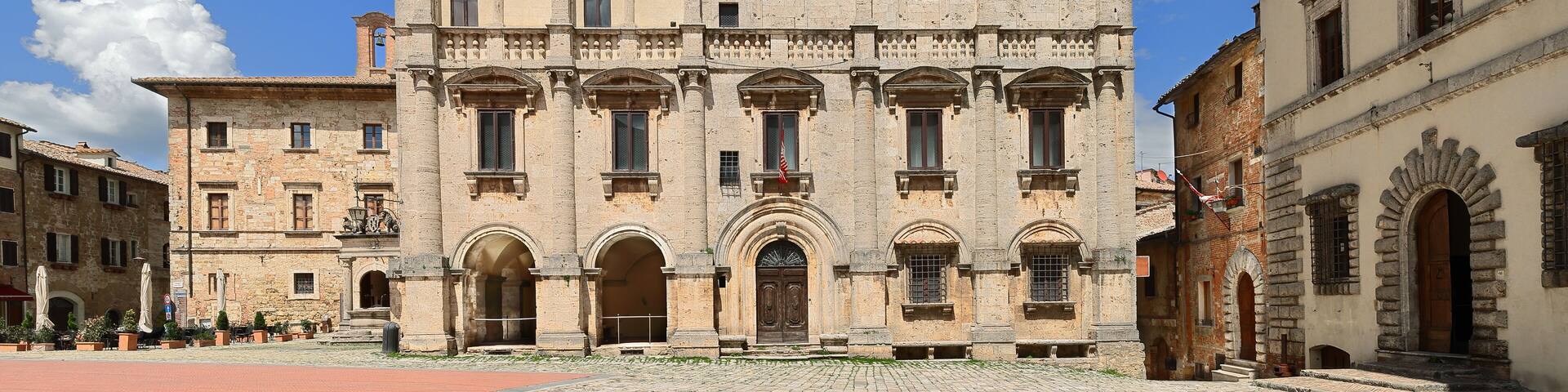 Palazzo Nobili-Tarugi flanked by Palazzo del Capitano del Popolo and Palazzo Contucci, south facade on Piazza Grande. Montepulciano-Tuscany-Italy-058