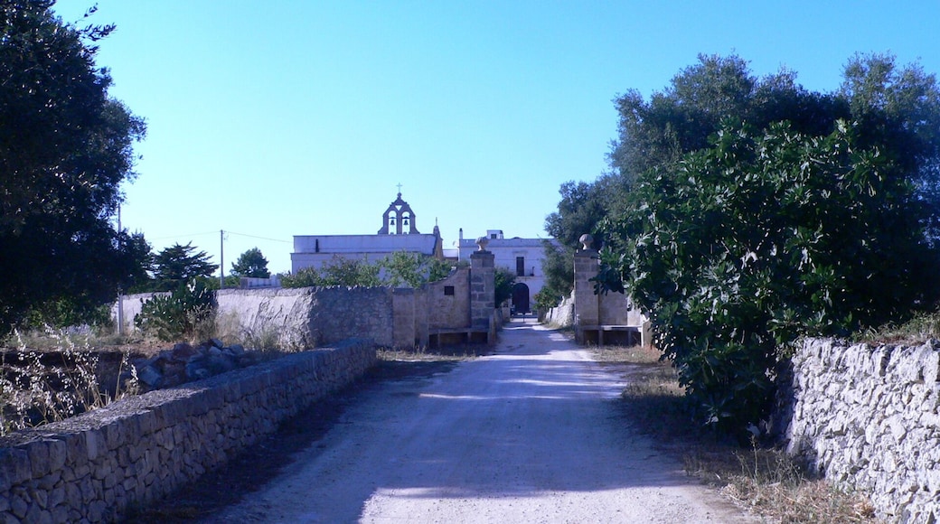 Masseria Galante. Una delle masserie sparse nell'agro di Ceglie Messapica