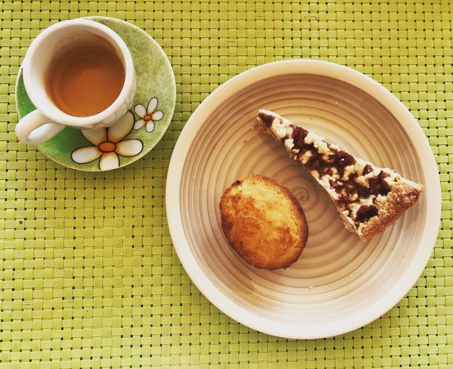 Caffè e pasticciotto 😍
Typical breakfast of the south of Italy.....love it!
#sweet #lifeatexpedia #breakfast #puglia #italy #coffee #pasticciotto #food #goodeats
