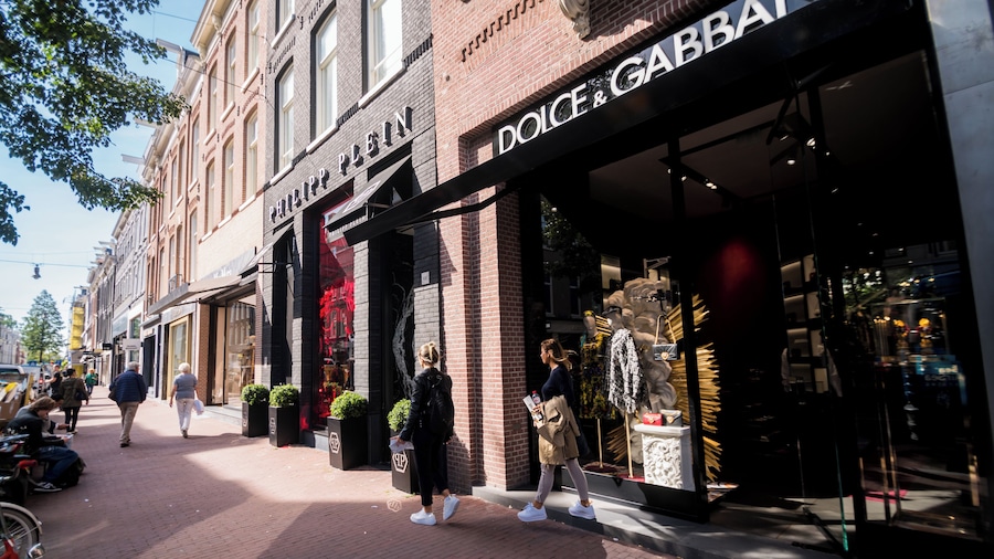 Amsterdam_PCHooftstraat_6123848-7