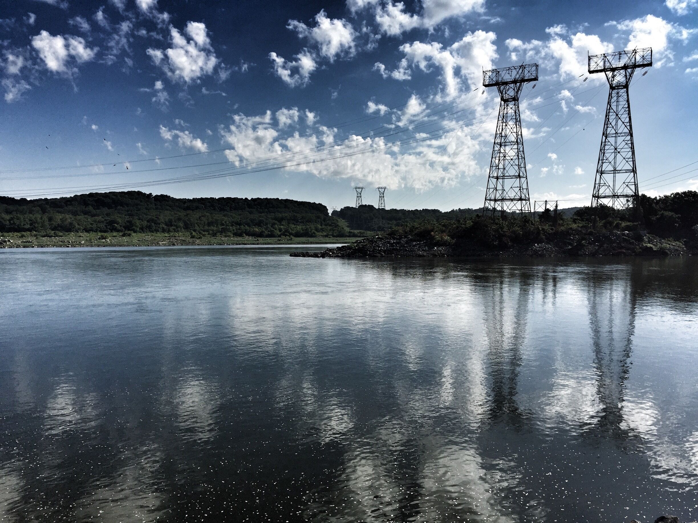 Close to the bridge, lots of ppl fishing there, nice view.