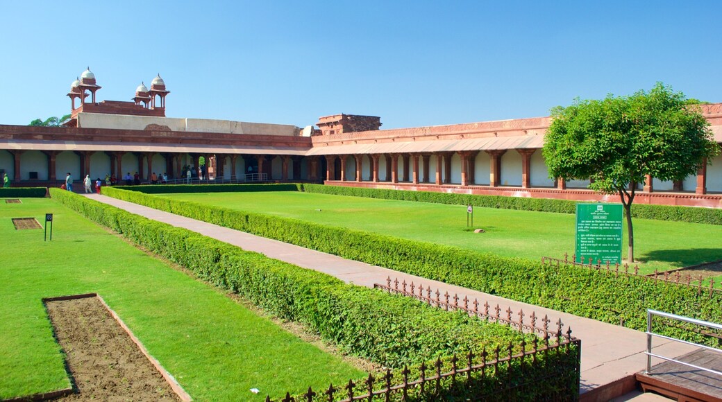 Fatehpur Sikri som viser hage