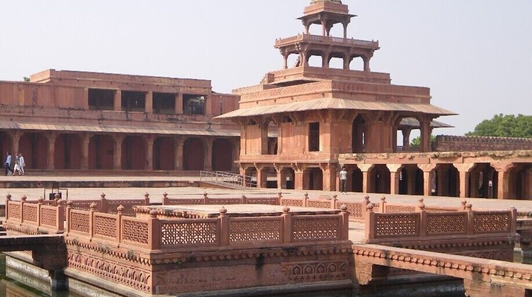 #TroveOn Panch Mahal, the five-storied palace at Mughal emperor Akbar's abandoned capital