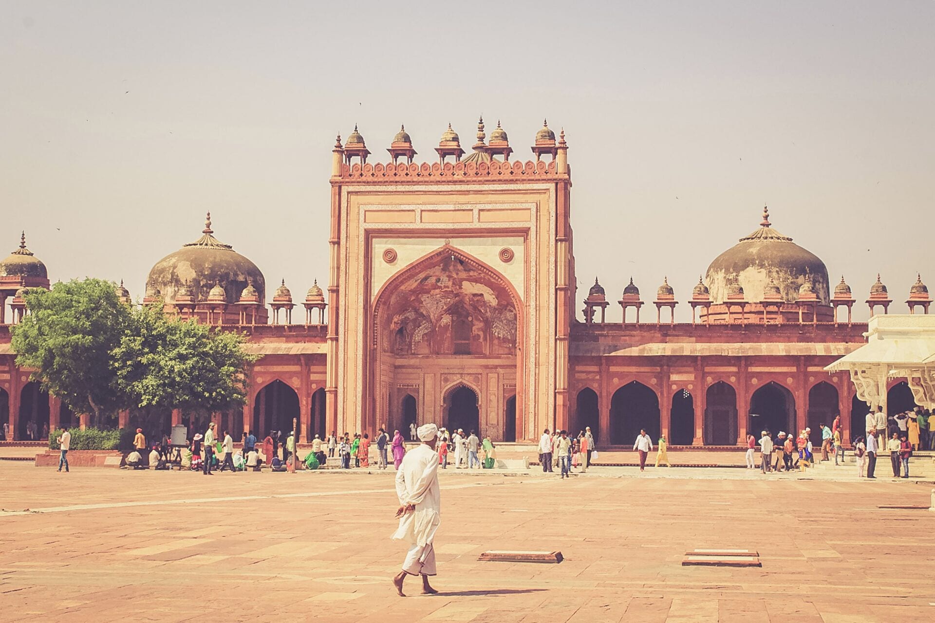 nothing but the remenents of celebrated indian architecture at it's best!
#StunningStructures