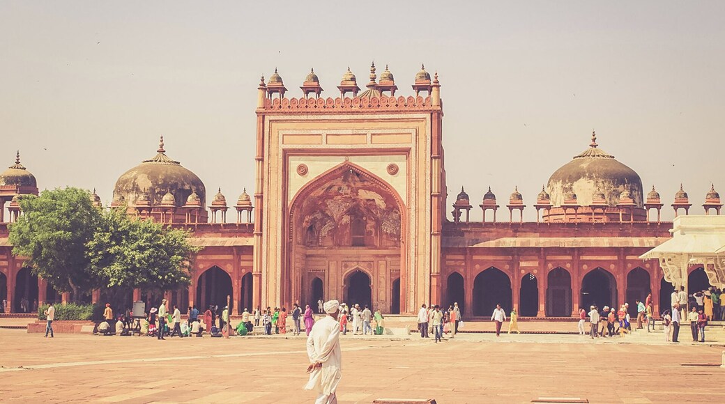 nothing but the remenents of celebrated indian architecture at it's best!
#StunningStructures