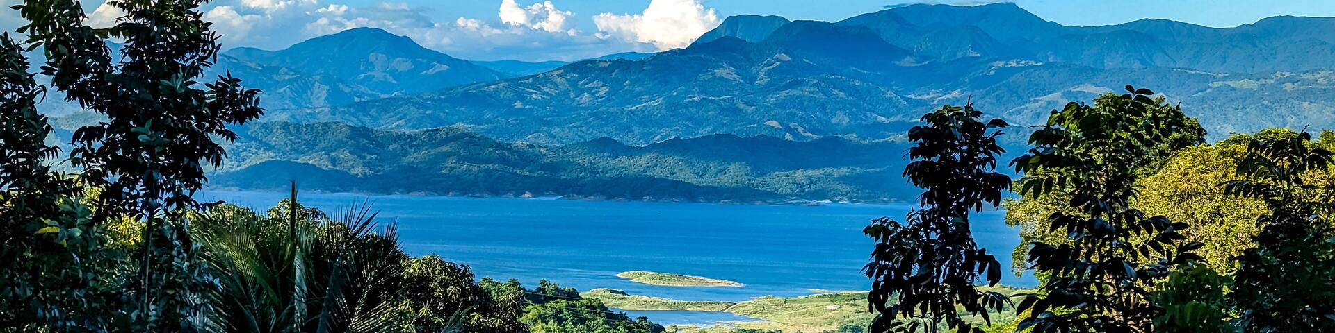 The scenic Pantabangan lake, an artificial lake found in the namesake town in the province of Nueva Ecija, Philippines.
