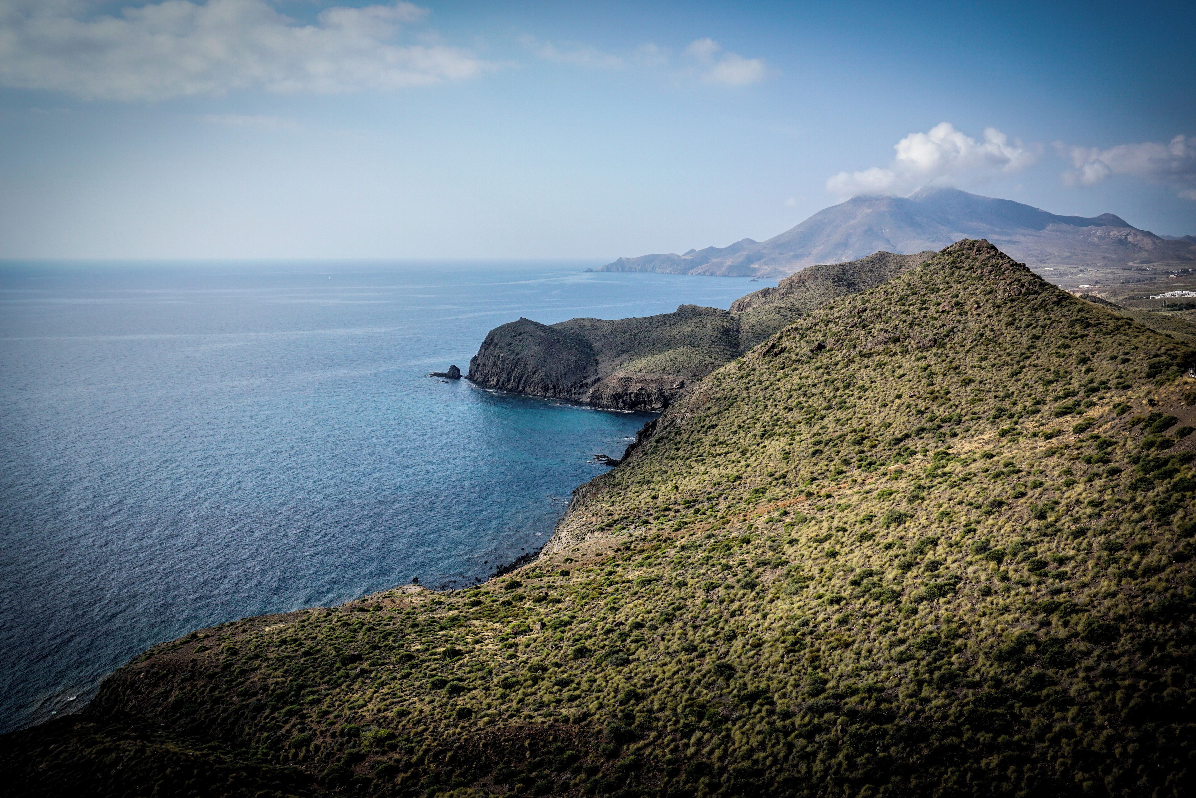 The National Park of Cabo de Gata in Andalusia is more than just beaches. One of the best adventures to check out are the viewpoints tours, where you can get beautiful views like this one #GreatOutdoors. 