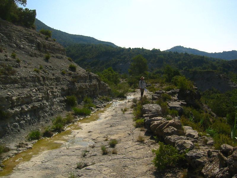 Mergelmenges near Arcusa