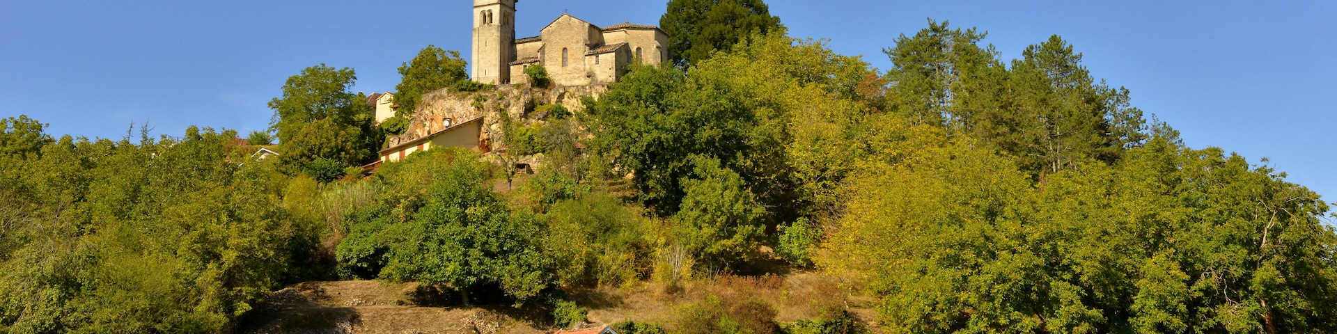 Panoramique St Pierre-Livron (82160 Caylus) sur sa bute, Tarne-et-Garonne en Occitanie, France