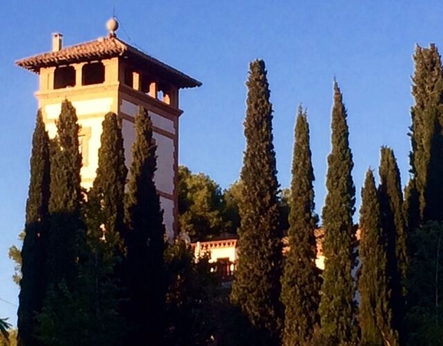la torre de la masa desde la fachada oeste